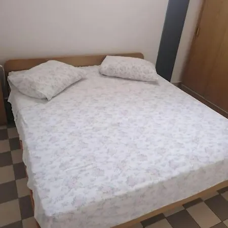 Apartment 2+2 Nemira Omis