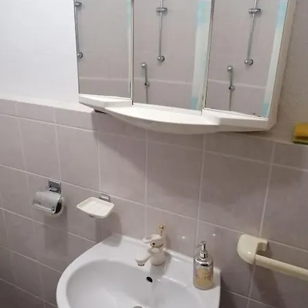 2+2 Nemira Apartment
